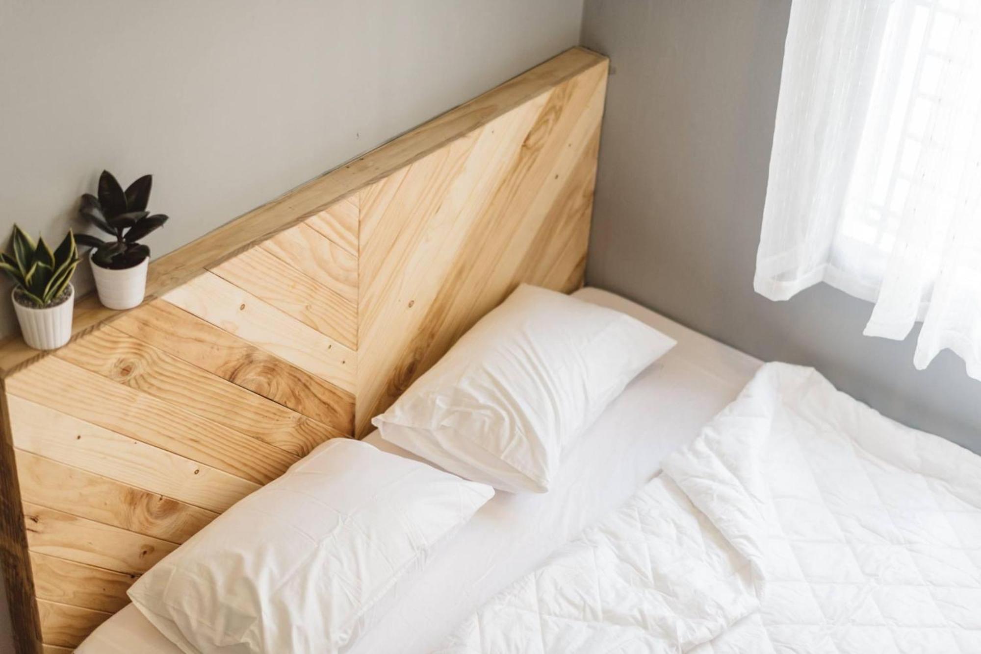 Stay&chill H.2 Steps Away From Bustling Bui Vien *