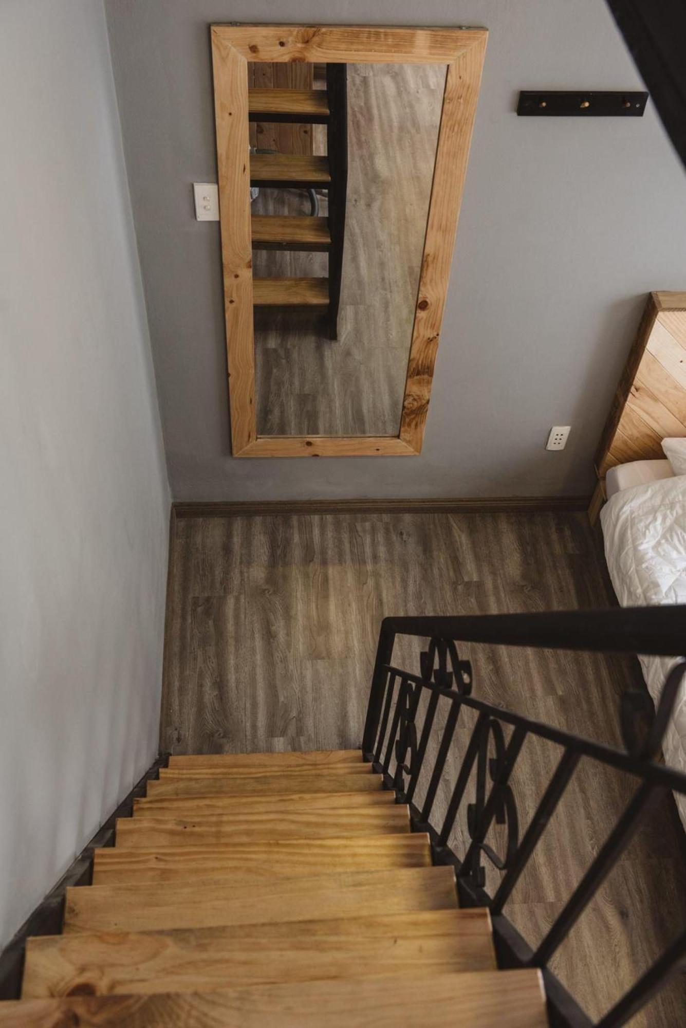 Stay&chill H.2 Steps Away From Bustling Bui Vien Nhà nghỉ TP. Hồ Chí Minh